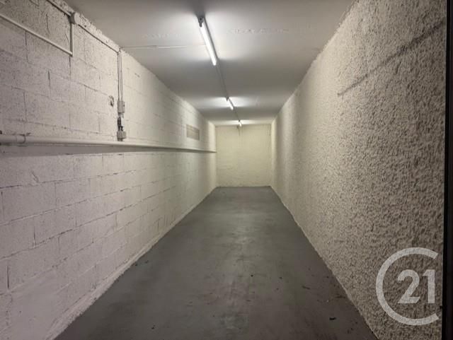 Parking &agrave; louer - 26 m2 - Marseille - 13008 - PROVENCE-ALPES-COTE-D-AZUR