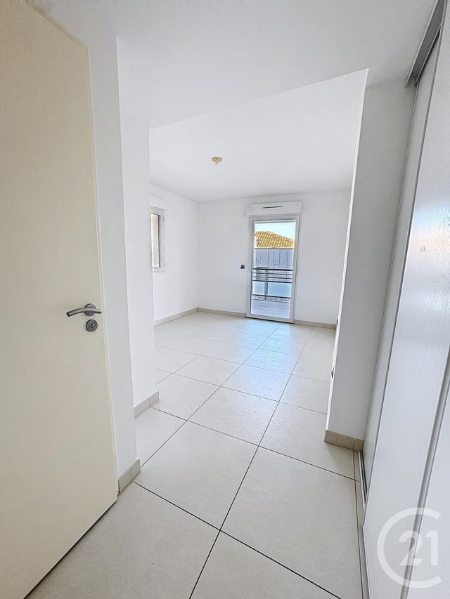Appartement &agrave; louer - 4 pi&egrave;ces - 105,09 m2 - Marseille - 13008 - PROVENCE-ALPES-COTE-D-AZUR