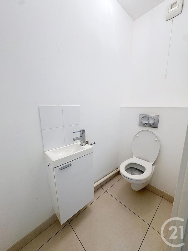 Appartement &agrave; louer - 4 pi&egrave;ces - 105,09 m2 - Marseille - 13008 - PROVENCE-ALPES-COTE-D-AZUR