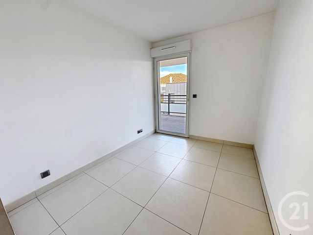 Appartement &agrave; louer - 4 pi&egrave;ces - 105,09 m2 - Marseille - 13008 - PROVENCE-ALPES-COTE-D-AZUR