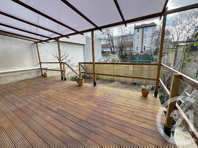 Maison &agrave; louer - 4 pi&egrave;ces - 61 m2 - Marseille - 13010 - PROVENCE-ALPES-COTE-D-AZUR