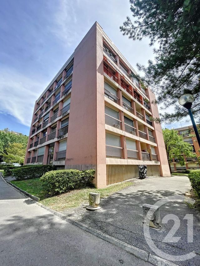 Appartement T4 à vendre - 4 pièces - 80,75 m2 - Les Pennes Mirabeau - 13 - PROVENCE-ALPES-COTE-D-AZUR