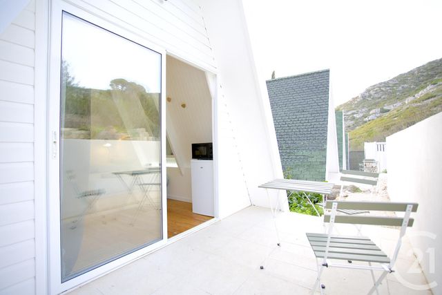 Appartement Studio à louer - 1 pièce - 25 m2 - Marseille - 13009 - PROVENCE-ALPES-COTE-D-AZUR