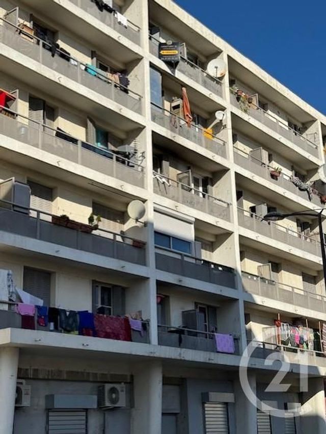 appartement à vendre - 4 pièces - 53 m2 - Marseille - 13003 - PROVENCE-ALPES-COTE-D-AZUR