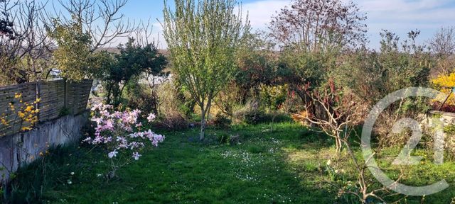 Maison à vendre - 4 pièces - 79,79 m2 - Beaumont Sur Oise - 95 - ILE-DE-FRANCE