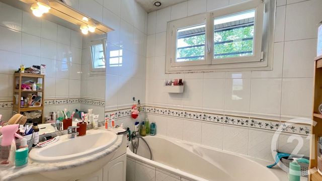 Maison &agrave; vendre - 6 pi&egrave;ces - 102 m2 - Chambly - 60 - PICARDIE