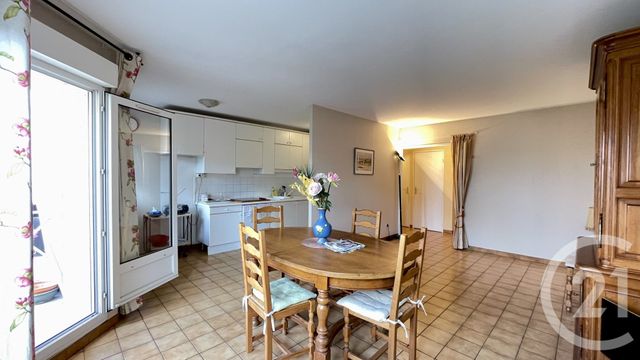 Appartement F3 &agrave; vendre - 3 pi&egrave;ces - 65,15 m2 - Chambly - 60 - PICARDIE