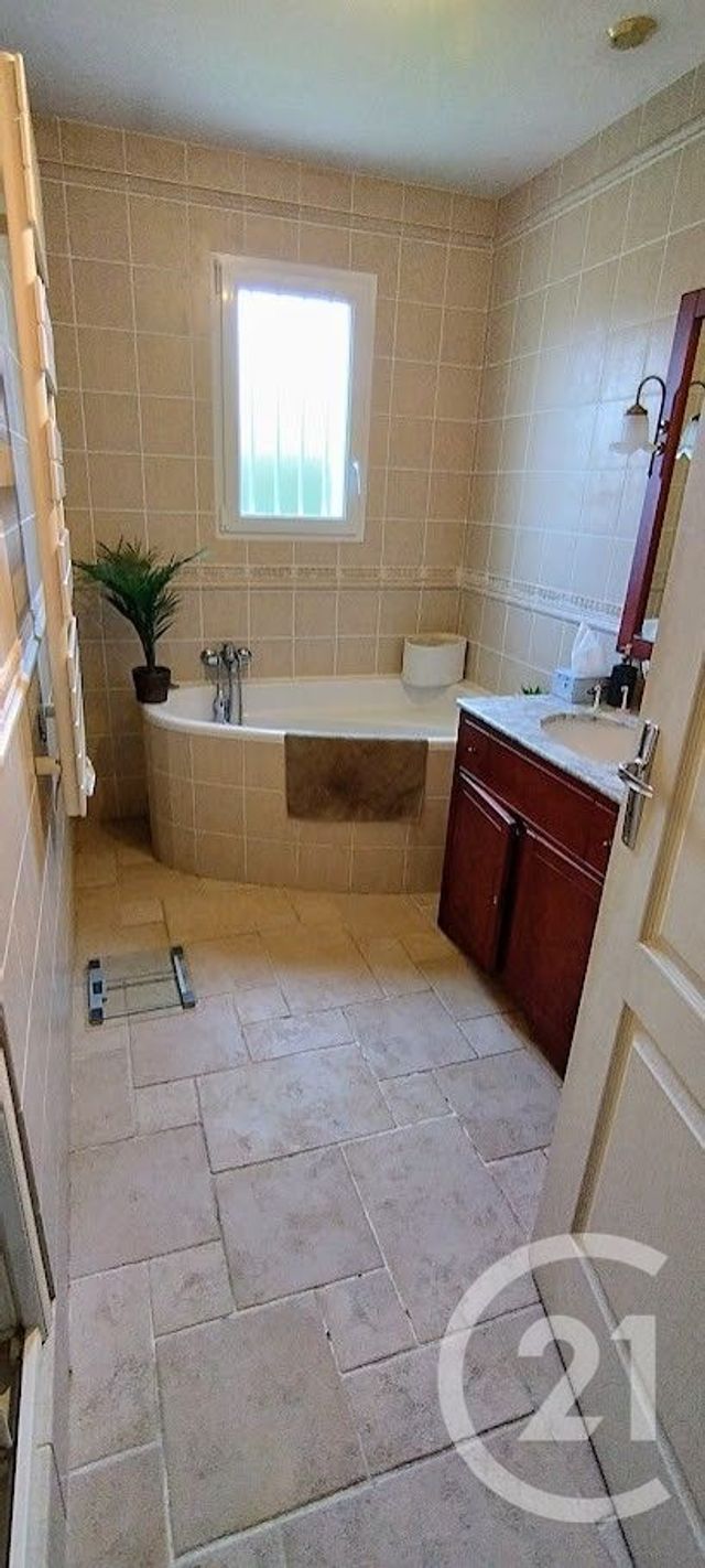 Maison &agrave; vendre - 6 pi&egrave;ces - 136,63 m2 - Chambly - 60 - PICARDIE