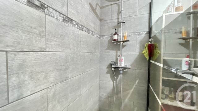 Appartement &agrave; vendre - 3 pi&egrave;ces - 59,68 m2 - Persan - 95 - ILE-DE-FRANCE