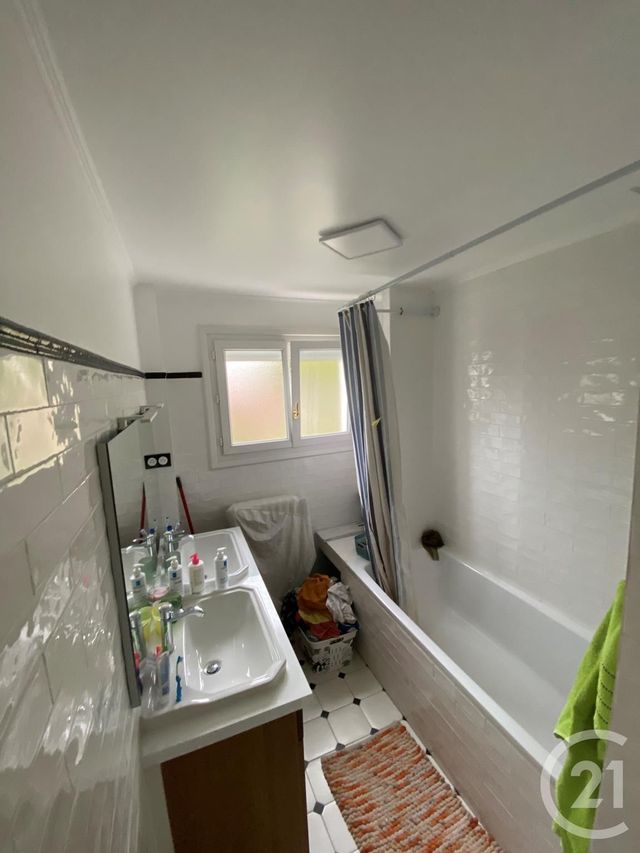 Maison &agrave; vendre - 6 pi&egrave;ces - 130 m2 - Chambly - 60 - PICARDIE