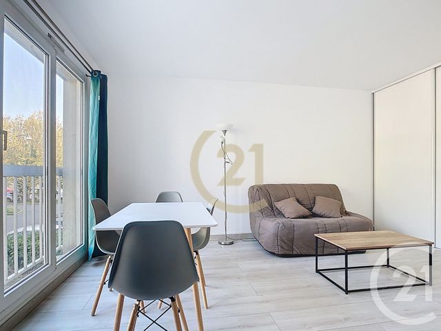 Appartement F1 &agrave; louer - 1 pi&egrave;ce - 32 m2 - Longjumeau - 91 - ILE-DE-FRANCE
