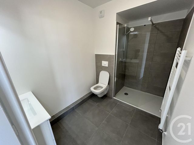 Appartement à louer - 2 pièces - 42,17 m2 - Lyon - 69008 - RHONE-ALPES