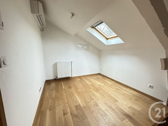 Maison &agrave; louer - 4 pi&egrave;ces - 93,93 m2 - Oullins - 69 - RHONE-ALPES