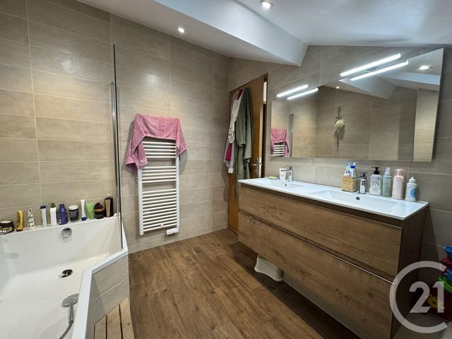 Maison &agrave; louer - 4 pi&egrave;ces - 93,93 m2 - Oullins - 69 - RHONE-ALPES