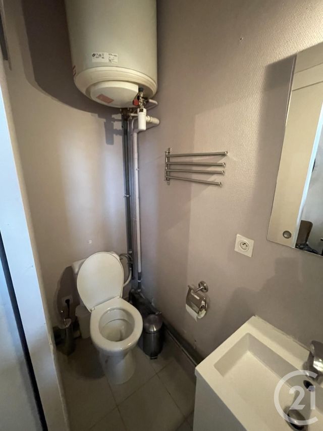 Appartement F1 &agrave; louer - 1 pi&egrave;ce - 16,67 m2 - Lyon - 69008 - RHONE-ALPES