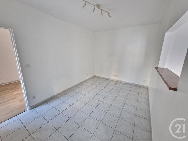 Appartement T3 &agrave; vendre - 3 pi&egrave;ces - 57,61 m2 - Oullins - 69 - RHONE-ALPES