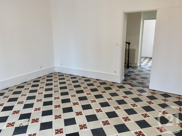 Maison &agrave; louer - 4 pi&egrave;ces - 81,53 m2 - Bron - 69 - RHONE-ALPES