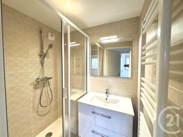 Appartement T4 &agrave; louer - 4 pi&egrave;ces - 82,80 m2 - Ste Foy Les Lyon - 69 - RHONE-ALPES