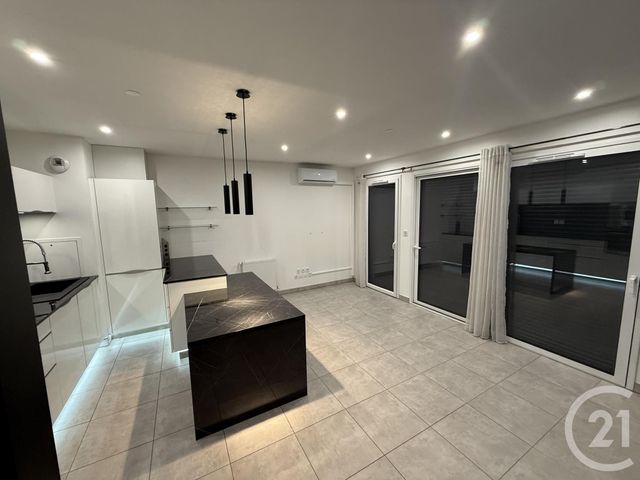 Appartement T2 &agrave; louer - 2 pi&egrave;ces - 43,75 m2 - Pierre Benite - 69 - RHONE-ALPES