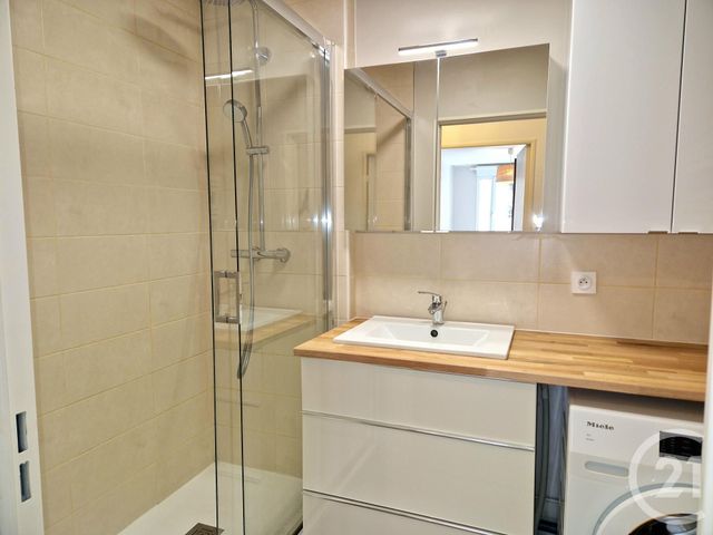 Appartement F2 &agrave; louer - 2 pi&egrave;ces - 54,37 m2 - Lyon - 69006 - RHONE-ALPES