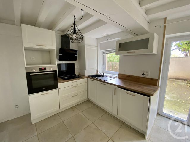 Maison &agrave; louer - 4 pi&egrave;ces - 98,77 m2 - Oullins - 69 - RHONE-ALPES