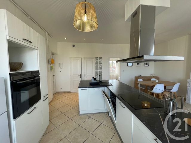 Appartement &agrave; louer - 3 pi&egrave;ces - 51,59 m2 - Oullins - 69 - RHONE-ALPES