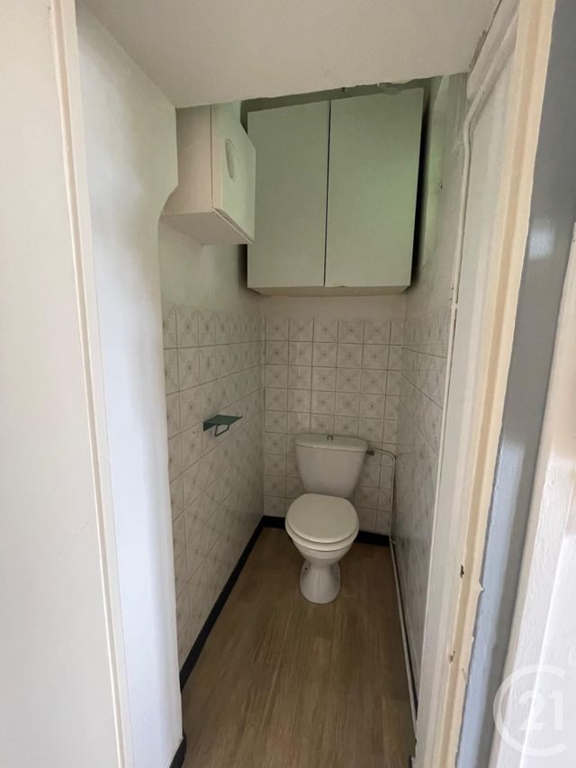 Appartement T2 &agrave; louer - 2 pi&egrave;ces - 42,07 m2 - Oullins - 69 - RHONE-ALPES