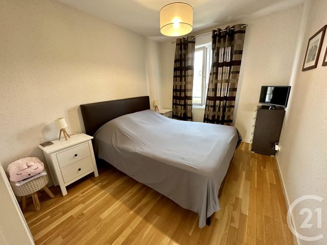 Appartement F4 &agrave; louer - 4 pi&egrave;ces - 85,42 m2 - St Genis Laval - 69 - RHONE-ALPES