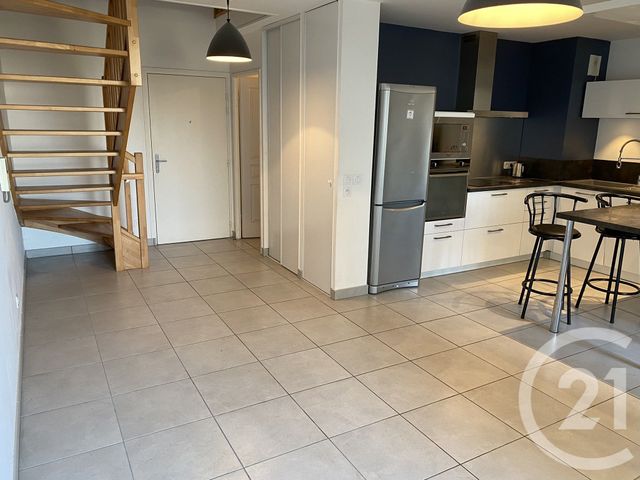 Appartement F3 &agrave; louer - 3 pi&egrave;ces - 73,23 m2 - Lyon - 69008 - RHONE-ALPES