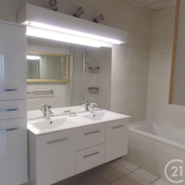 Appartement F4 &agrave; vendre - 4 pi&egrave;ces - 90,22 m2 - Bron - 69 - RHONE-ALPES