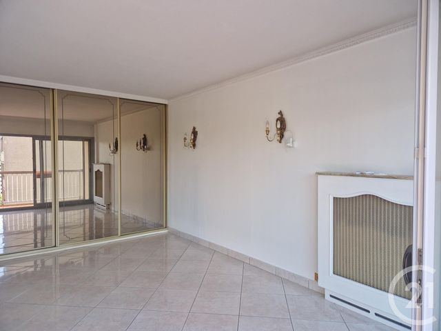 Appartement F4 &agrave; vendre - 4 pi&egrave;ces - 90,22 m2 - Bron - 69 - RHONE-ALPES