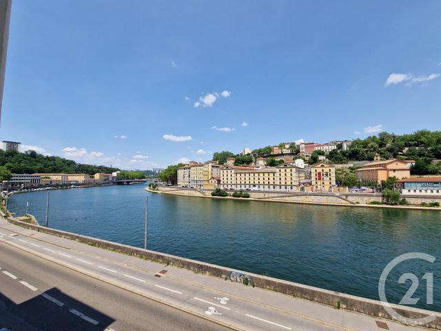 Appartement T3 &agrave; louer - 3 pi&egrave;ces - 66,04 m2 - Lyon - 69009 - RHONE-ALPES