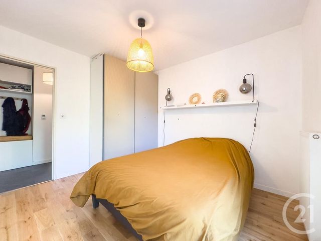 Appartement F3 &agrave; louer - 3 pi&egrave;ces - 60,48 m2 - Villeurbanne - 69 - RHONE-ALPES
