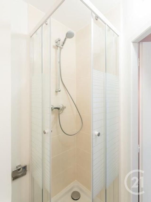 Appartement F1 &agrave; louer - 1 pi&egrave;ce - 28,37 m2 - Lyon - 69007 - RHONE-ALPES
