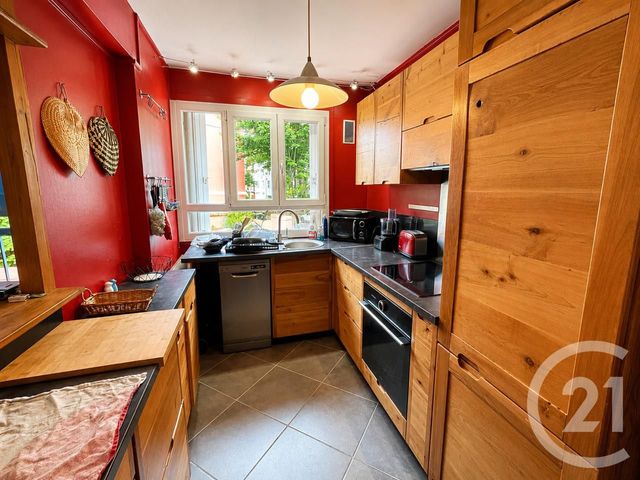 Appartement F3 &agrave; louer - 3 pi&egrave;ces - 62,15 m2 - Villeurbanne - 69 - RHONE-ALPES