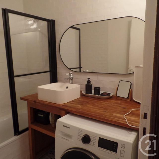 Appartement F3 &agrave; louer - 3 pi&egrave;ces - 62,15 m2 - Villeurbanne - 69 - RHONE-ALPES