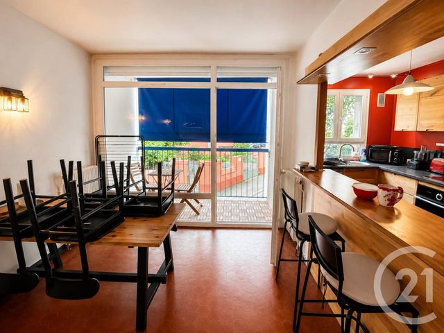 Appartement F3 &agrave; louer - 3 pi&egrave;ces - 62,15 m2 - Villeurbanne - 69 - RHONE-ALPES