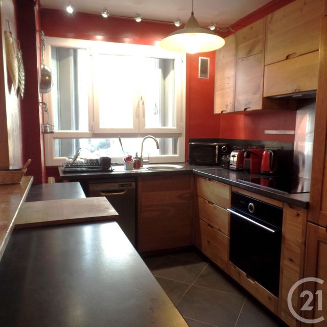 Appartement F3 &agrave; louer - 3 pi&egrave;ces - 62,15 m2 - Villeurbanne - 69 - RHONE-ALPES