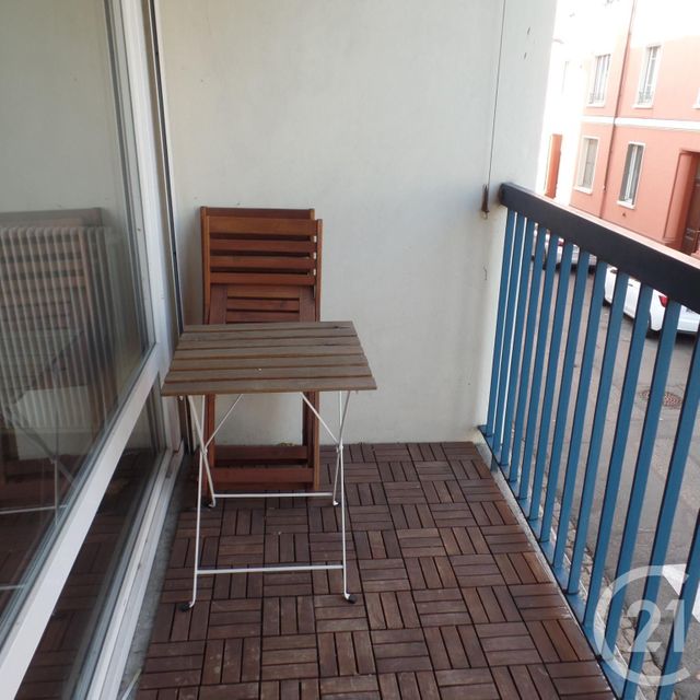 Appartement F3 &agrave; louer - 3 pi&egrave;ces - 62,15 m2 - Villeurbanne - 69 - RHONE-ALPES