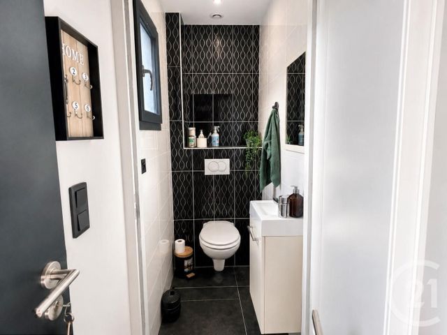 Maison &agrave; louer - 5 pi&egrave;ces - 120 m2 - Jardin - 38 - RHONE-ALPES