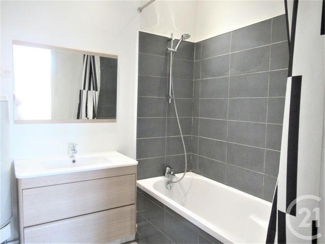 Appartement F2 &agrave; louer - 2 pi&egrave;ces - 36,55 m2 - Villeurbanne - 69 - RHONE-ALPES