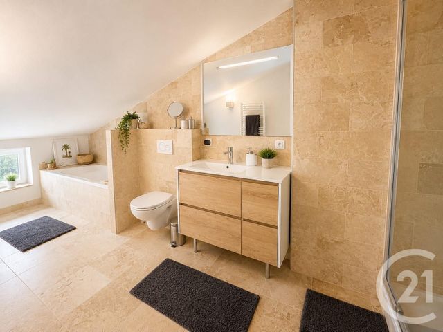 Appartement F3 &agrave; louer - 3 pi&egrave;ces - 87,20 m2 - Vienne - 38 - RHONE-ALPES