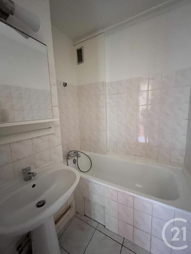 Appartement F2 &agrave; louer - 2 pi&egrave;ces - 43,12 m2 - Villeurbanne - 69 - RHONE-ALPES