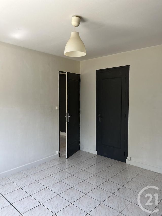 Appartement F2 &agrave; louer - 2 pi&egrave;ces - 43,12 m2 - Villeurbanne - 69 - RHONE-ALPES
