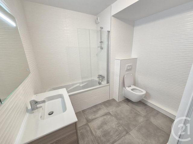 Appartement T2 &agrave; louer - 2 pi&egrave;ces - 49,56 m2 - Caluire Et Cuire - 69 - RHONE-ALPES