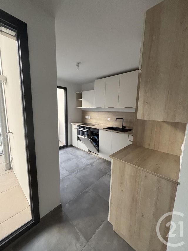 Appartement T2 &agrave; louer - 2 pi&egrave;ces - 49,56 m2 - Caluire Et Cuire - 69 - RHONE-ALPES