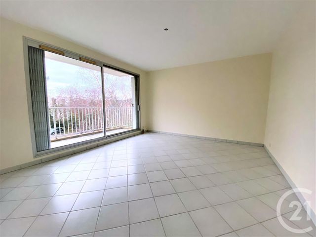Appartement F1 &agrave; louer - 1 pi&egrave;ce - 30 m2 - Oullins - 69 - RHONE-ALPES
