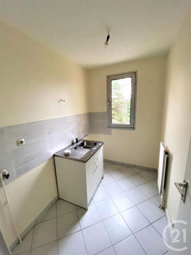 Appartement F1 &agrave; louer - 1 pi&egrave;ce - 30 m2 - Oullins - 69 - RHONE-ALPES