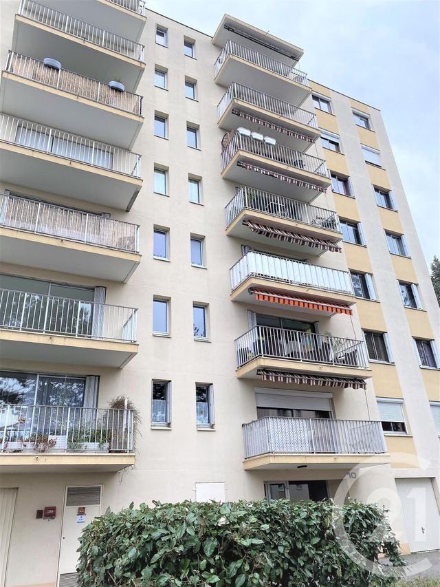 Appartement F1 &agrave; louer - 1 pi&egrave;ce - 30 m2 - Oullins - 69 - RHONE-ALPES