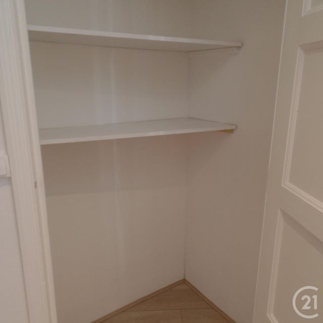 Appartement F2 &agrave; louer - 2 pi&egrave;ces - 37 m2 - Villeurbanne - 69 - RHONE-ALPES